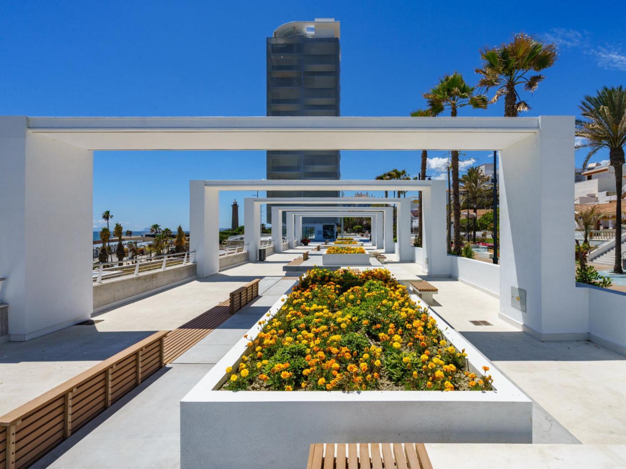 Apartment Reina Sofia II By Interhome เอสเตโปนา ภายนอก รูปภาพ