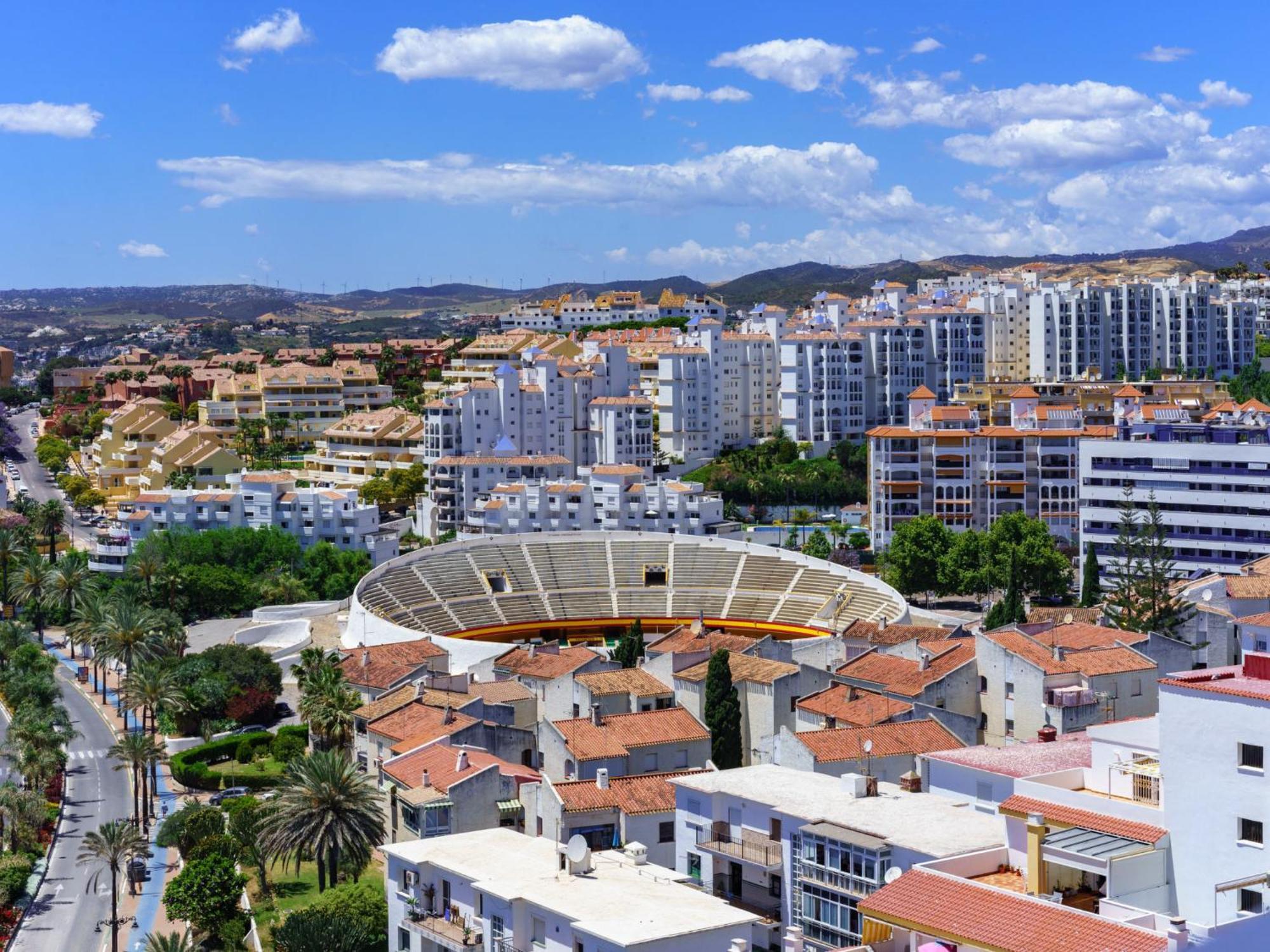 Apartment Reina Sofia II By Interhome เอสเตโปนา ภายนอก รูปภาพ